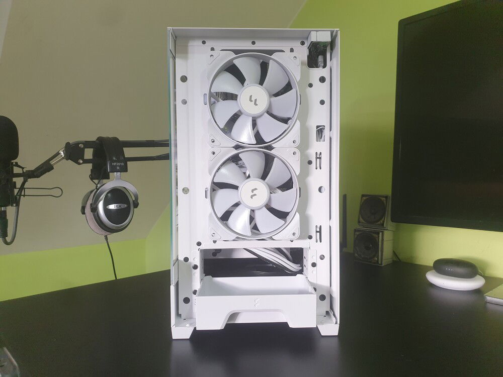 Front without lower cover and mesh