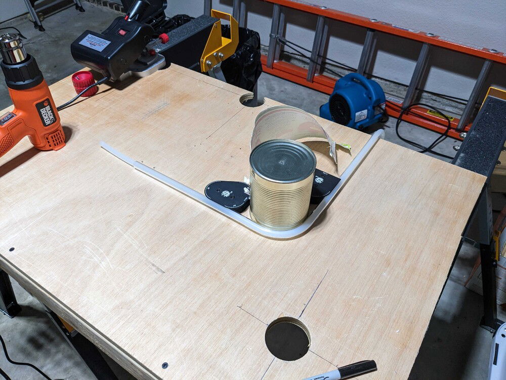 Tomato Candrel.  28oz can of San Marzano tomatoes for bend-radius.  Bitspower 14mm proper mandrels for the straight reference.