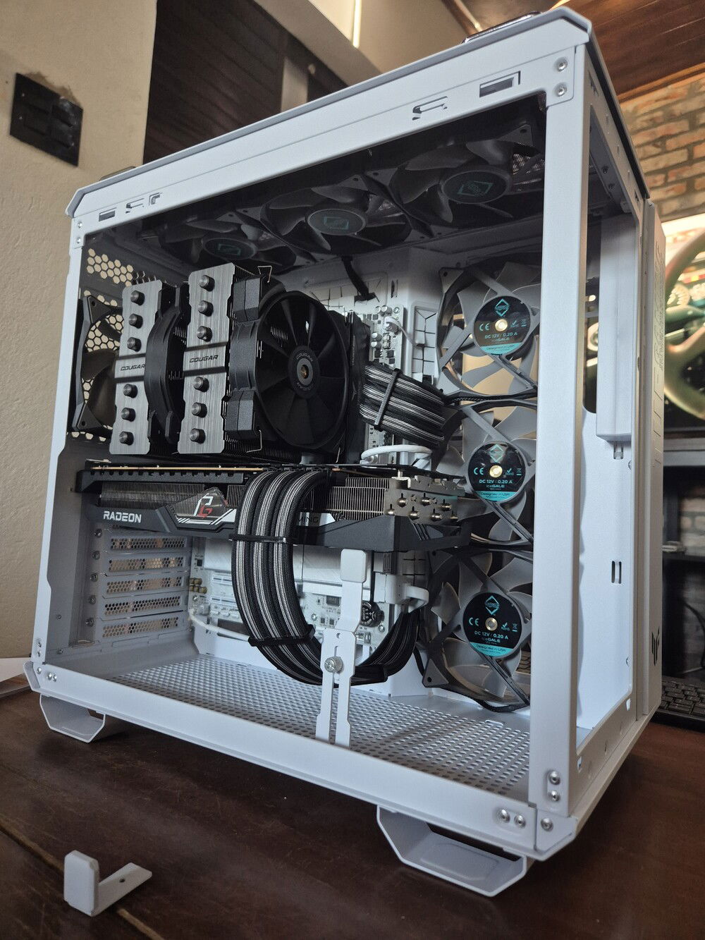 October 2025 - New motherboard (Aorus B850 Elite ICE Wi-Fi 7)