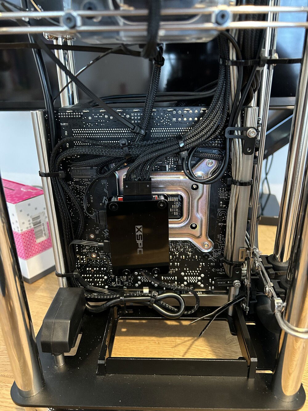 FInal build - cables managed and RGB hub too