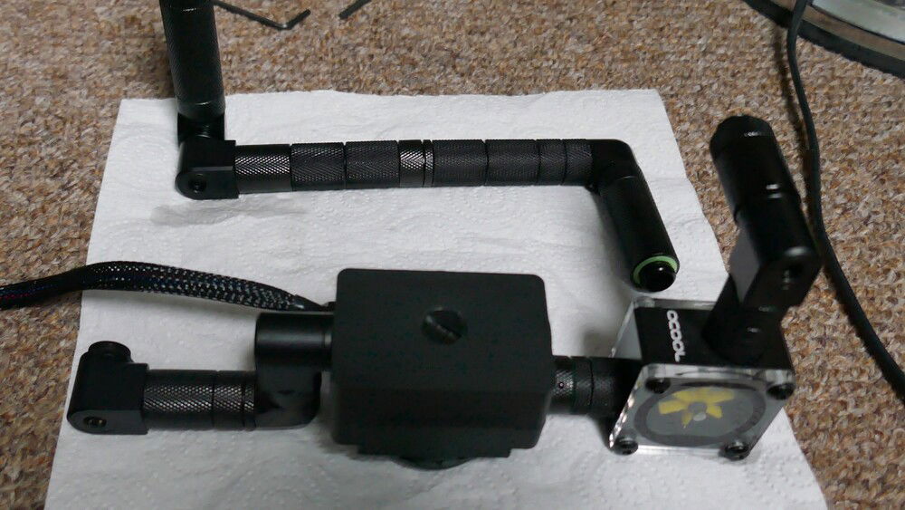 fittings used to connect CPU block to radiators