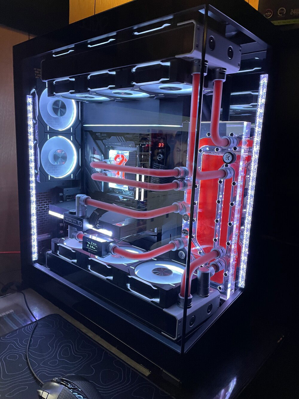 NA-WATER（custom） Phanteks NV7 - Semi Minimalist black build - Full custom