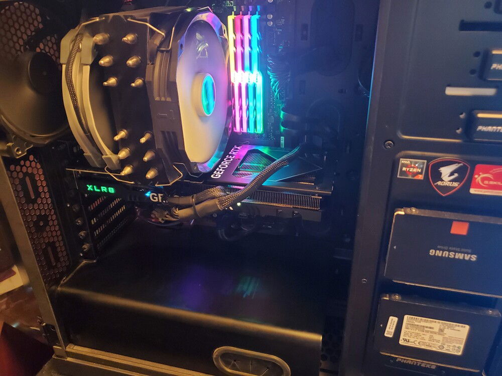 PNY 4070 OC triple fan