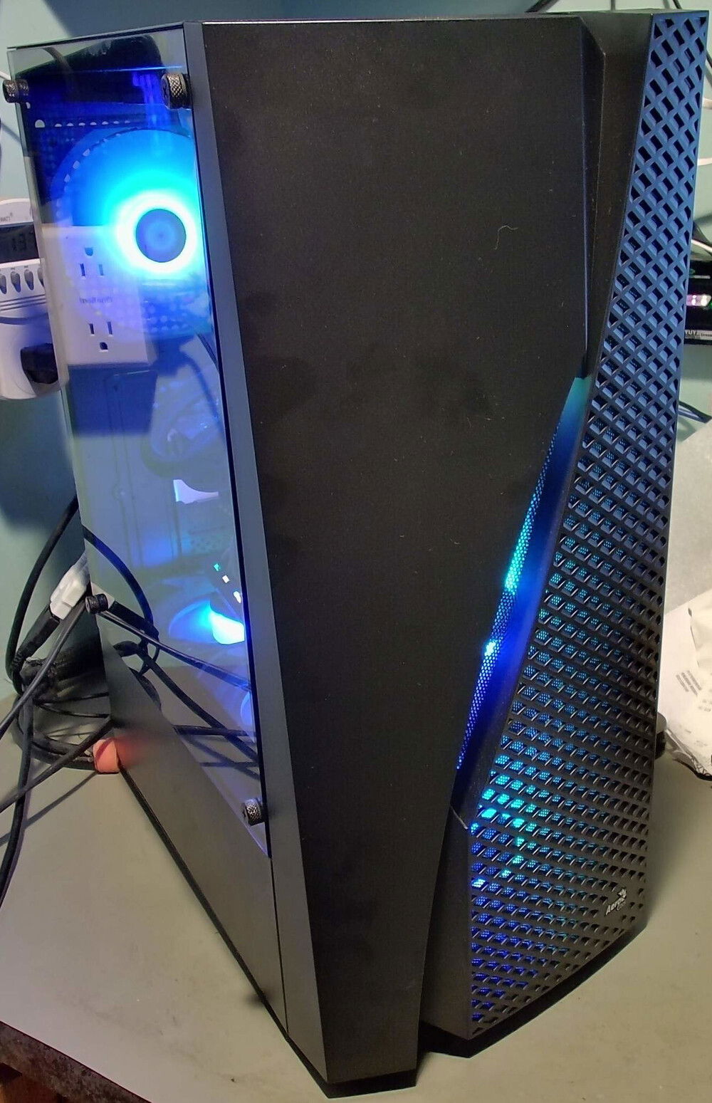 AeroCool Wave-G-BK-V1 » builds.gg