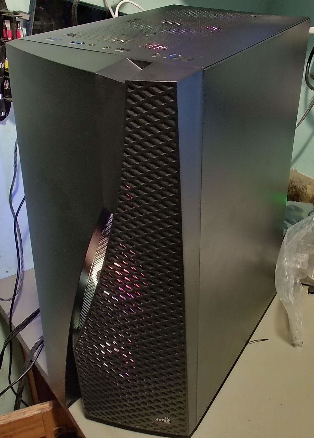AeroCool Wave-G-BK-V1 » builds.gg