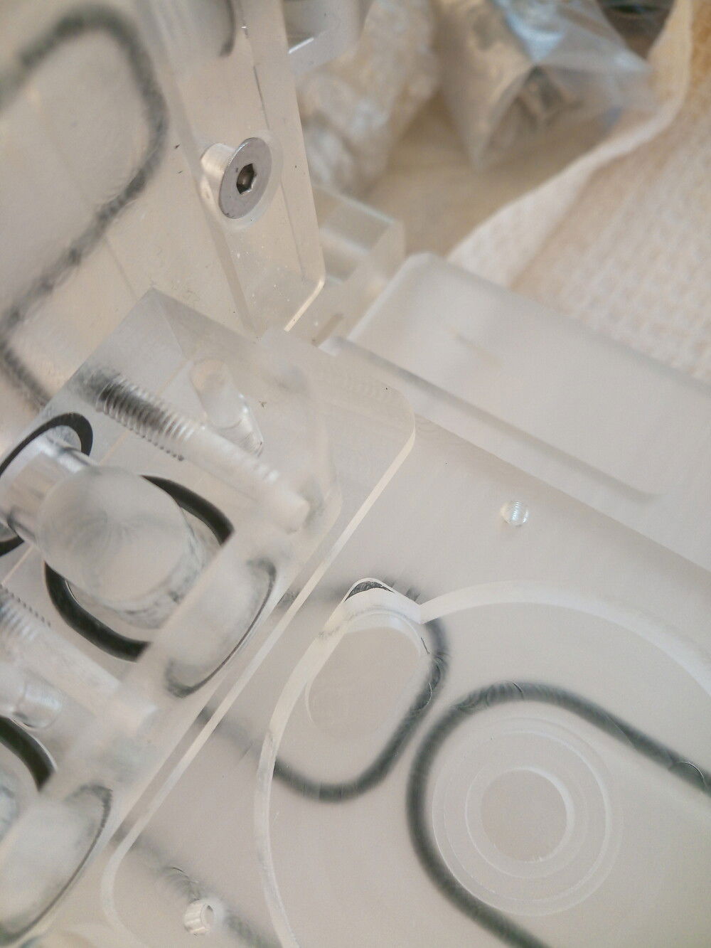 even small details like this pocket (2x2x0.5mm) make a difference