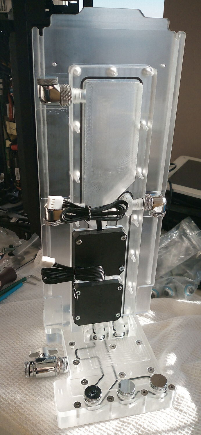 overall assembly without aluminum covers