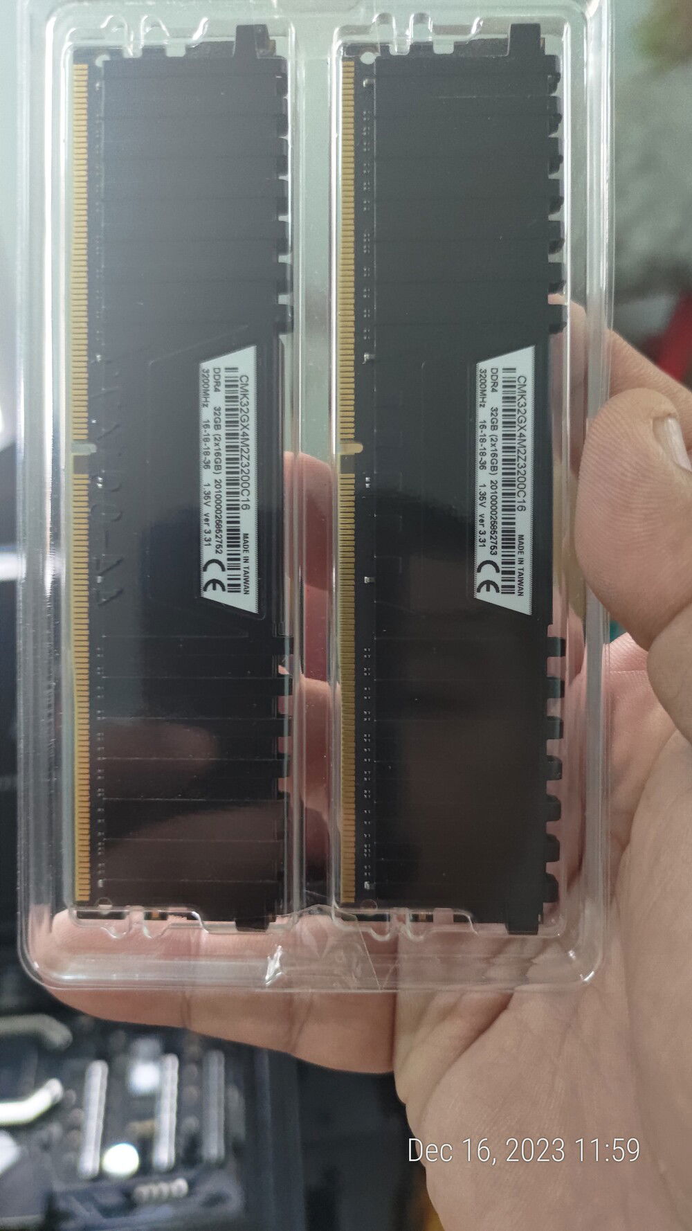 A pair of 16GB of Corsair Vengeance LPX 3200GHz sticks. Got them used because they're no longer in production