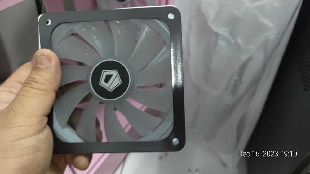 First fan mounting...