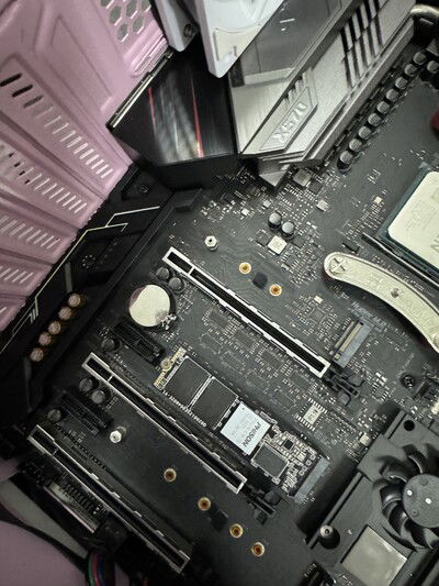 New clock battery installed. Hopefully this means I don't have to open the entire thing up again for a long while.