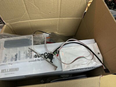 A pair of LEDs and a single USB port.