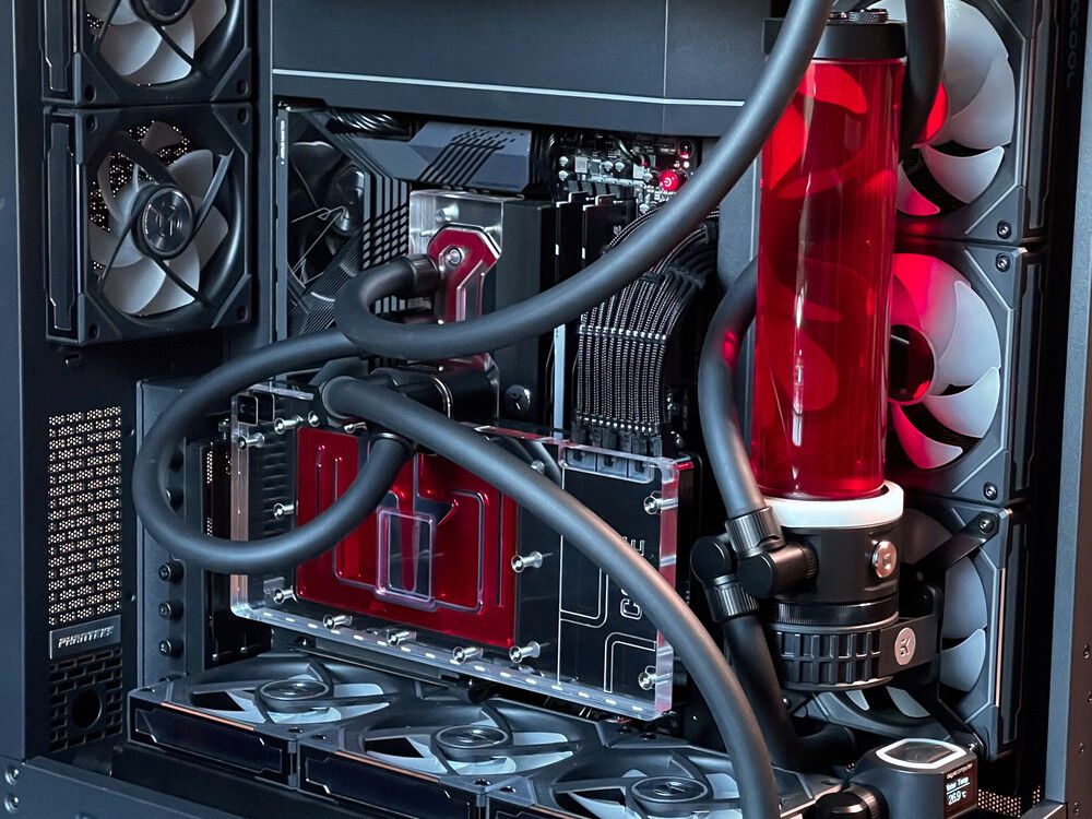 N!ce water proof setup （BLACK） NV7 Black with EK ZMT soft tubes and Red RGB theme : r