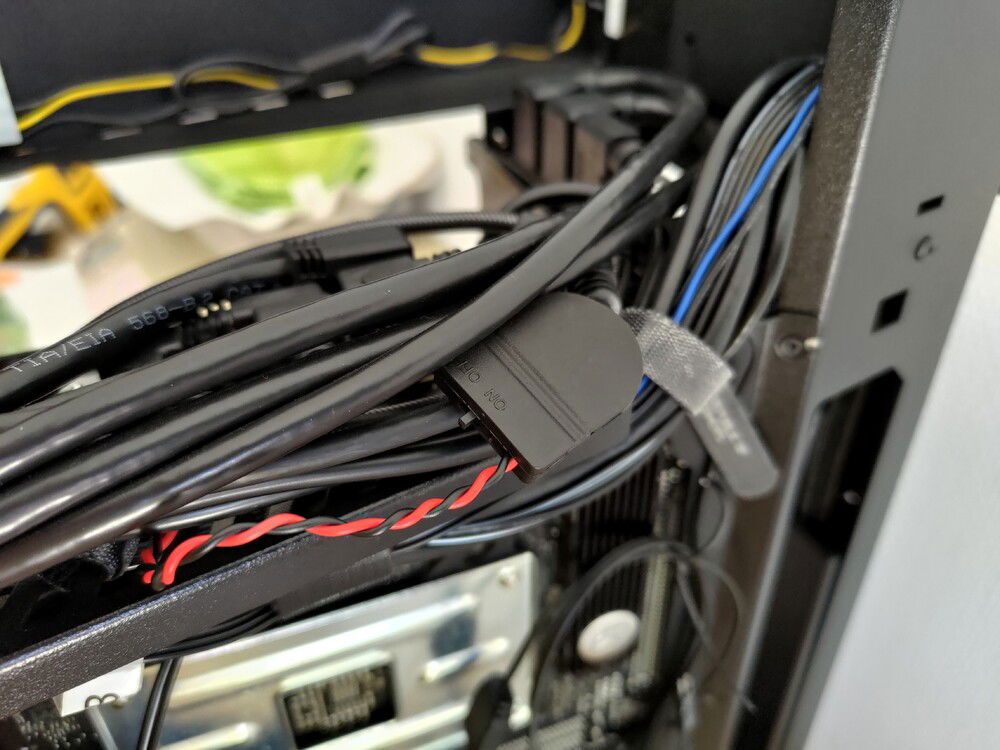 I also brought outside the CMOS battery that would otherwise be inaccessible.