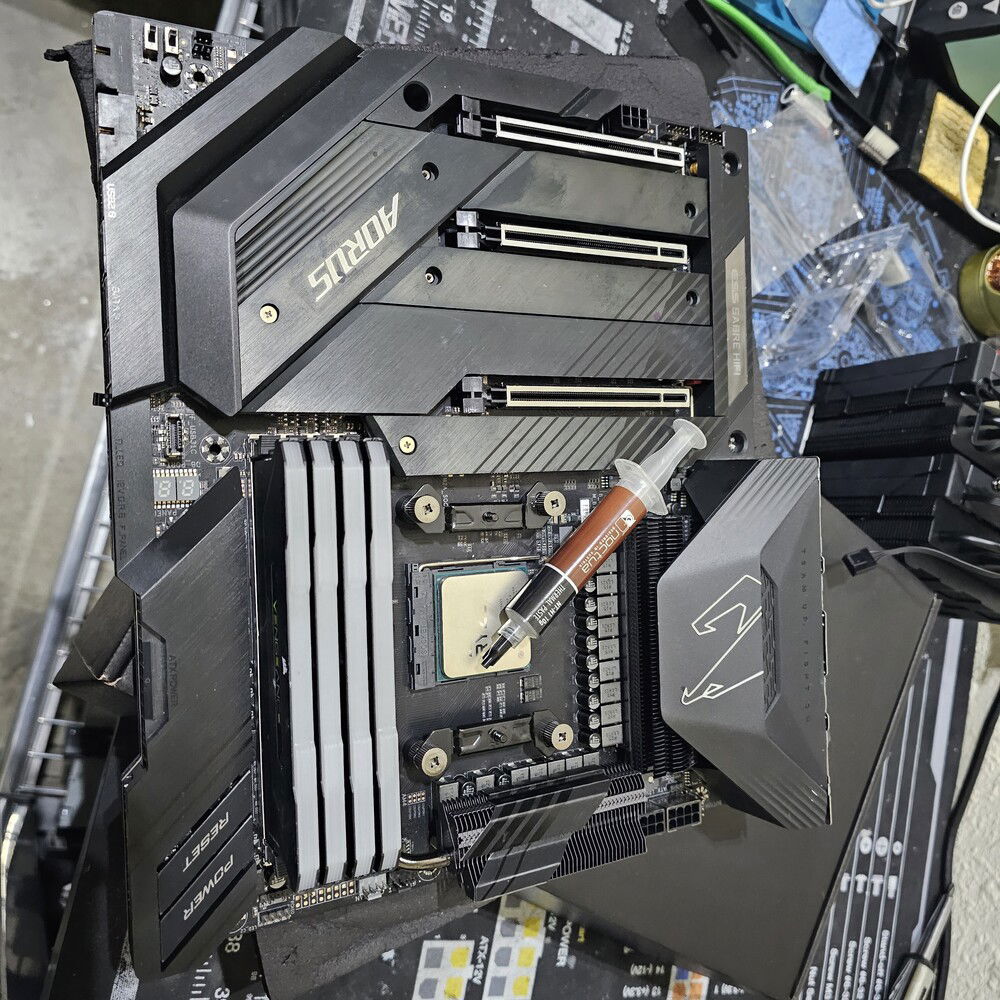 Thermal Goop applied