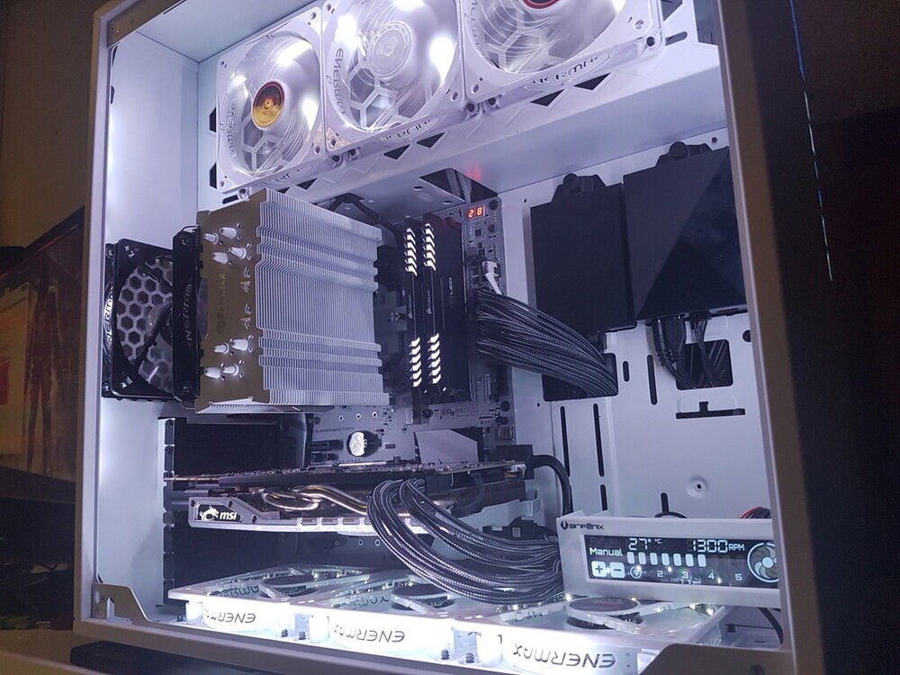 Had trouble with the TeamGroup ram, switched out for Corsair