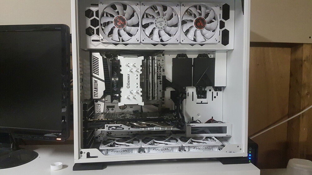 Had trouble with the TeamGroup ram, switched out for Corsair