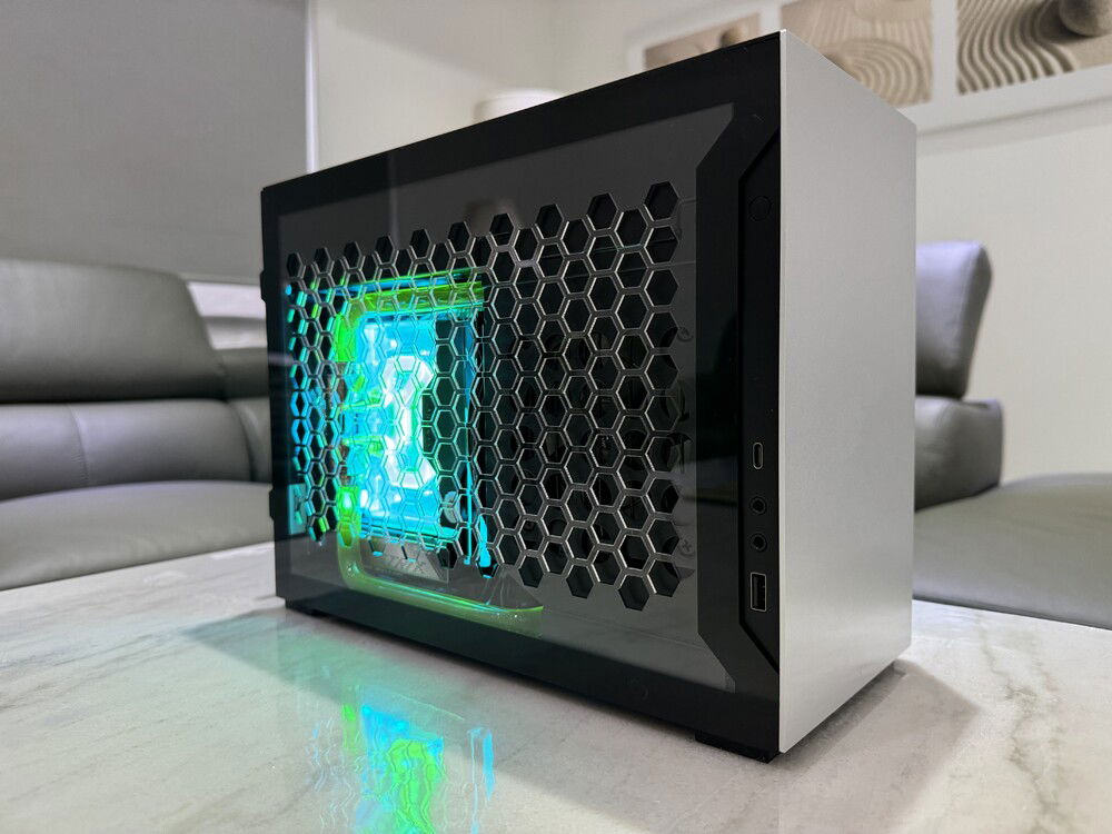 Transparent acrylic side panels from JakefaceCustoms on Etsy. The perfect final touch. Really helps with visibility of the loop and internals. It's satisfying to be able to see my hard work.