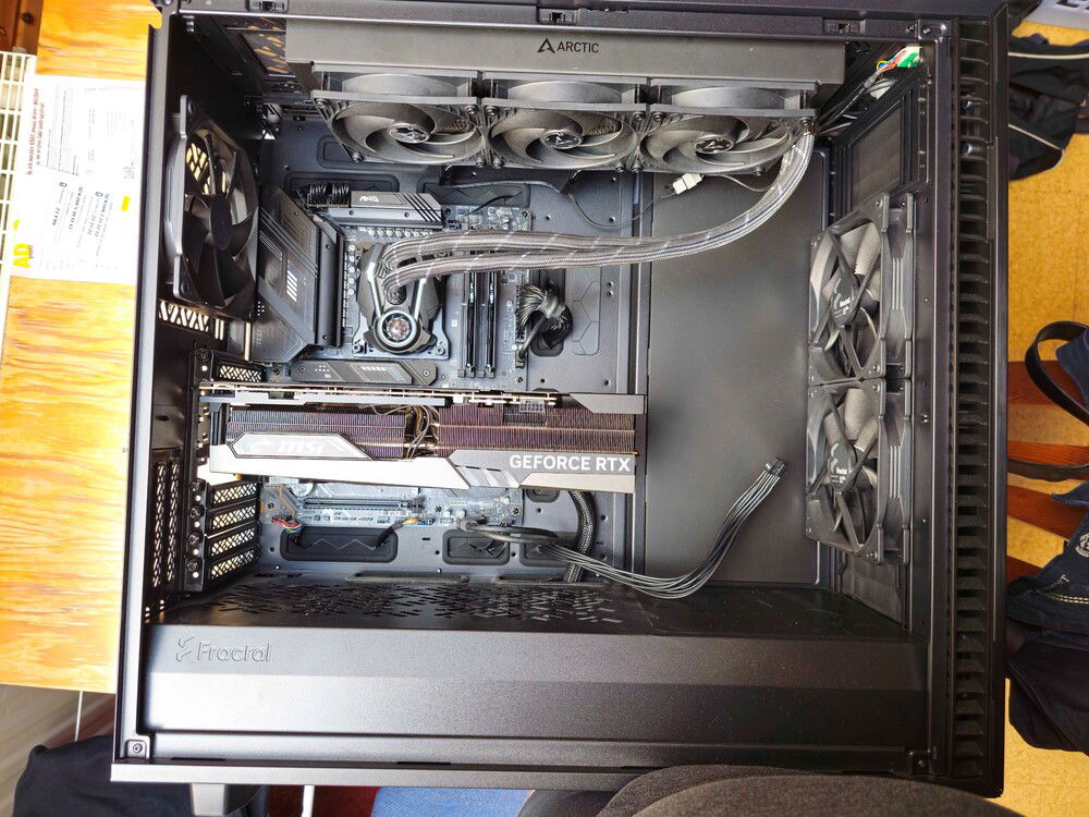 Loose fit without screws, anti-sag bracket and cable.