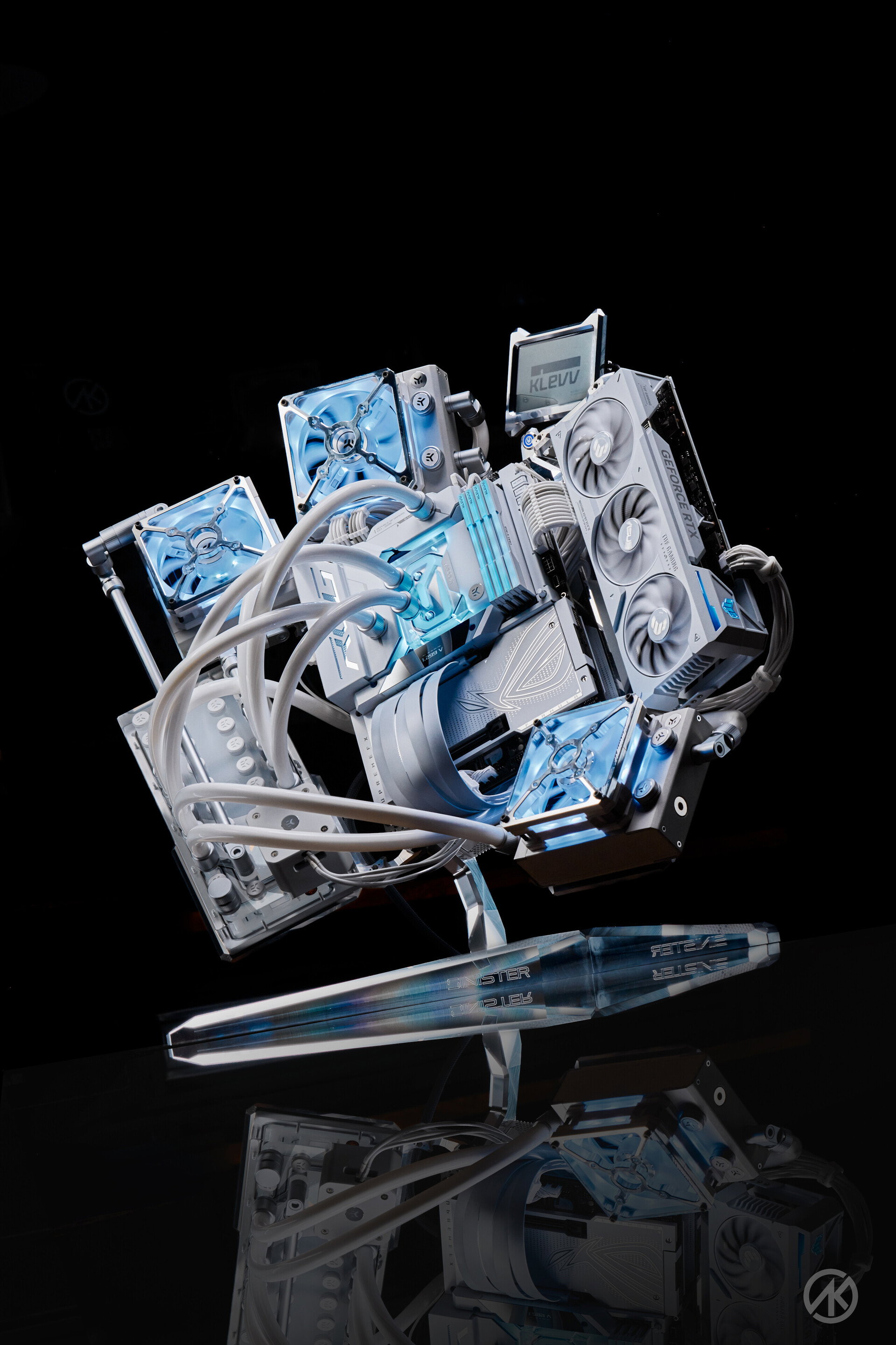 KLEVV CRAS V RGB Brilliant White » builds.gg