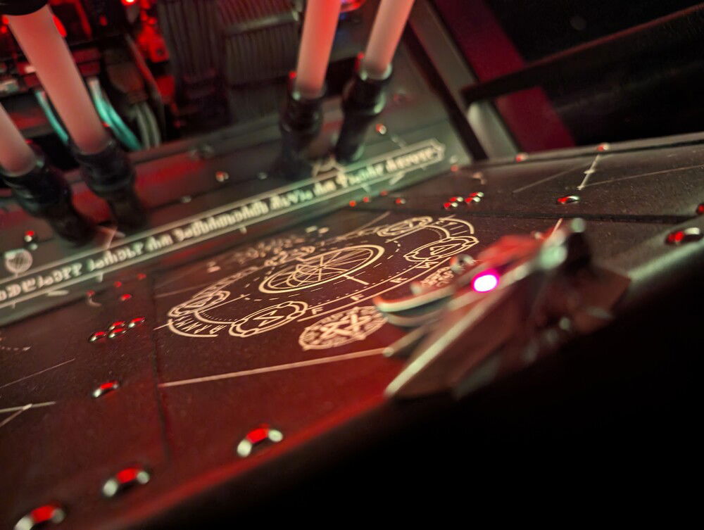 Base that covers reservoirs and pumps