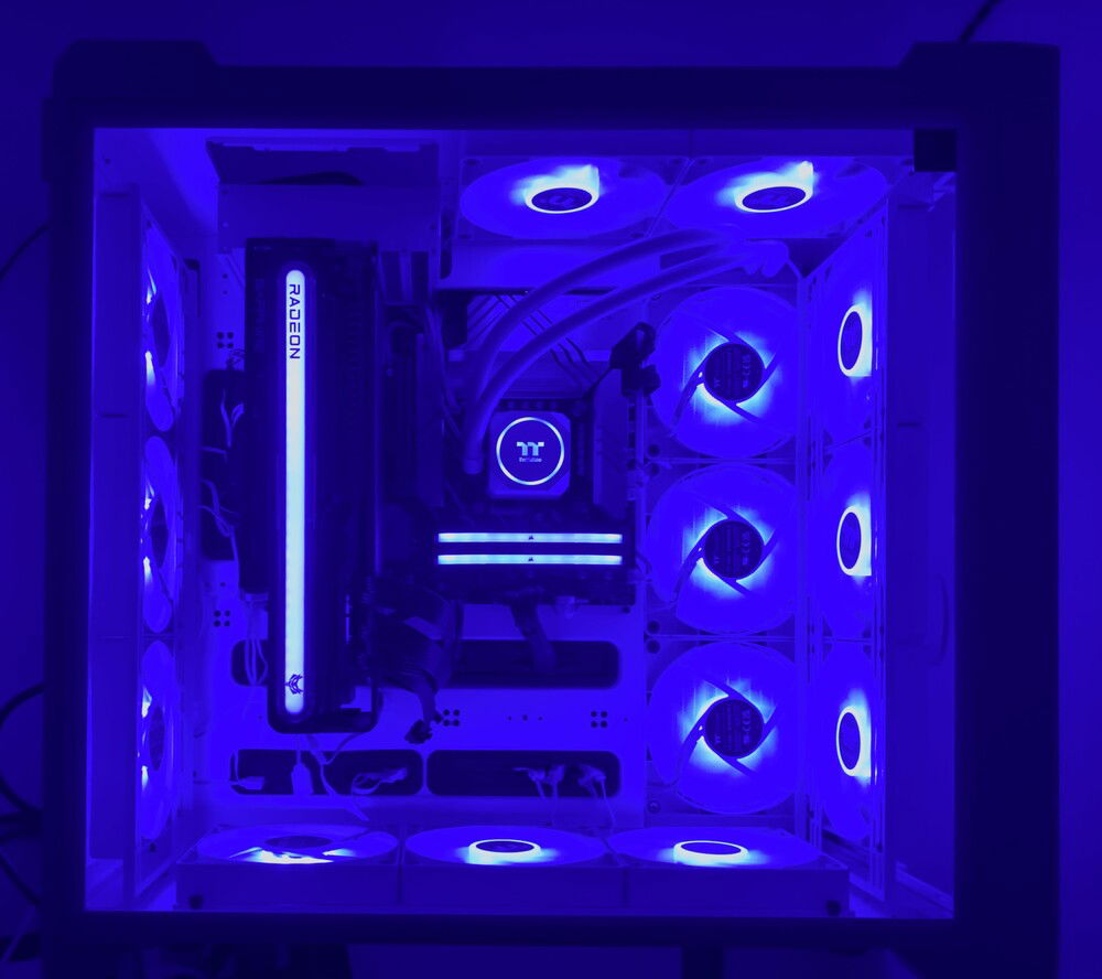 dark room, all rgb on