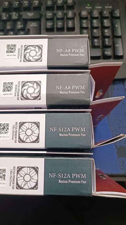 Apr 10th, received the case fans !