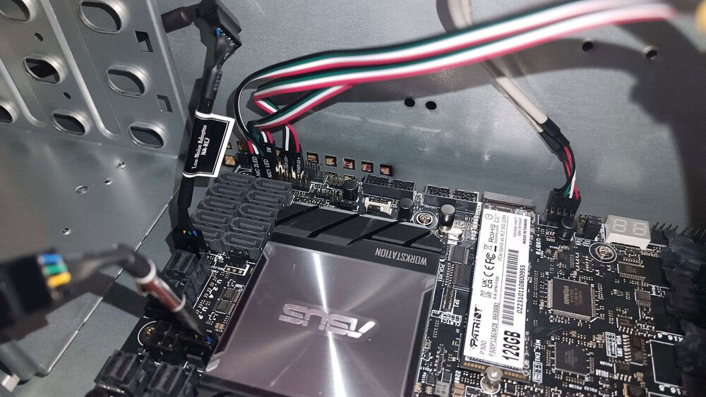 NVMe slotted in, fans plugged, front I/O pinned !
