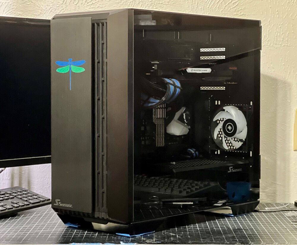 This was my first inverted build - definitely feels weird when you first start. While temps were fine, the front panel isn't very well ventilated by today's standards.