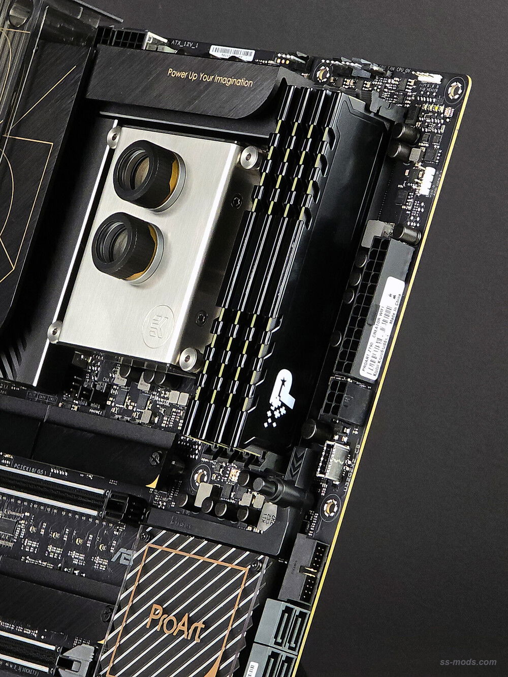 DDR5 and M2 also non RGBs :D