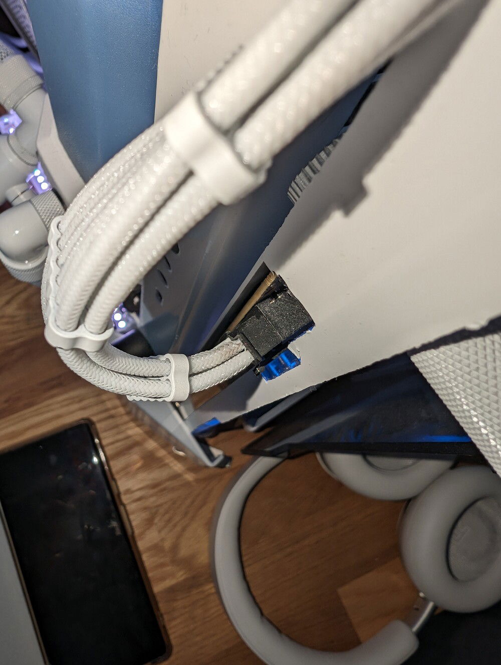 12vhpwr cable damage 😬