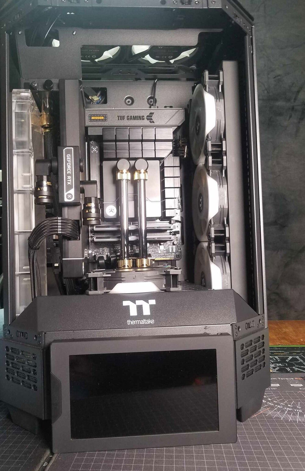 GPU test swap: ASUS TUF RTX 4090.