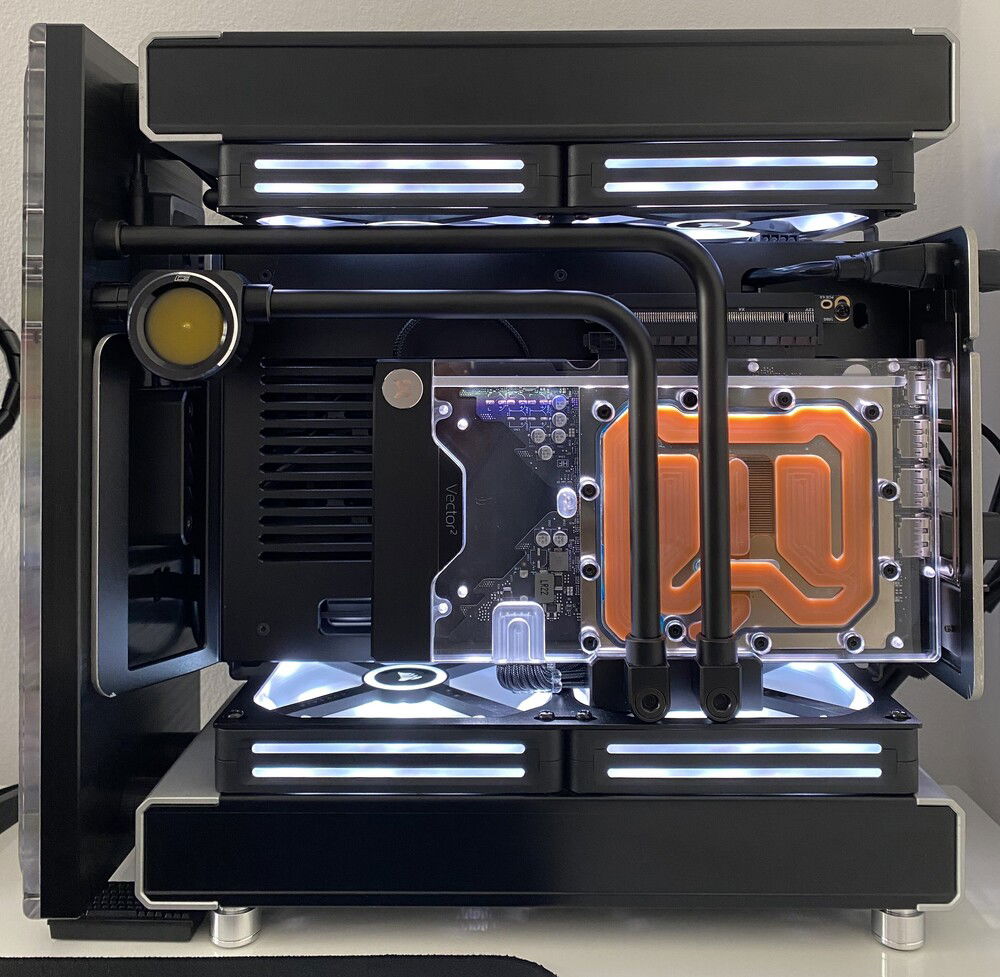 Additionally, I made a few minor adjustments:
 1. Replaced the acrylic tubing with black brass ones.
 2. Increased the gap between the desk and the bottom radiator by using taller feet.