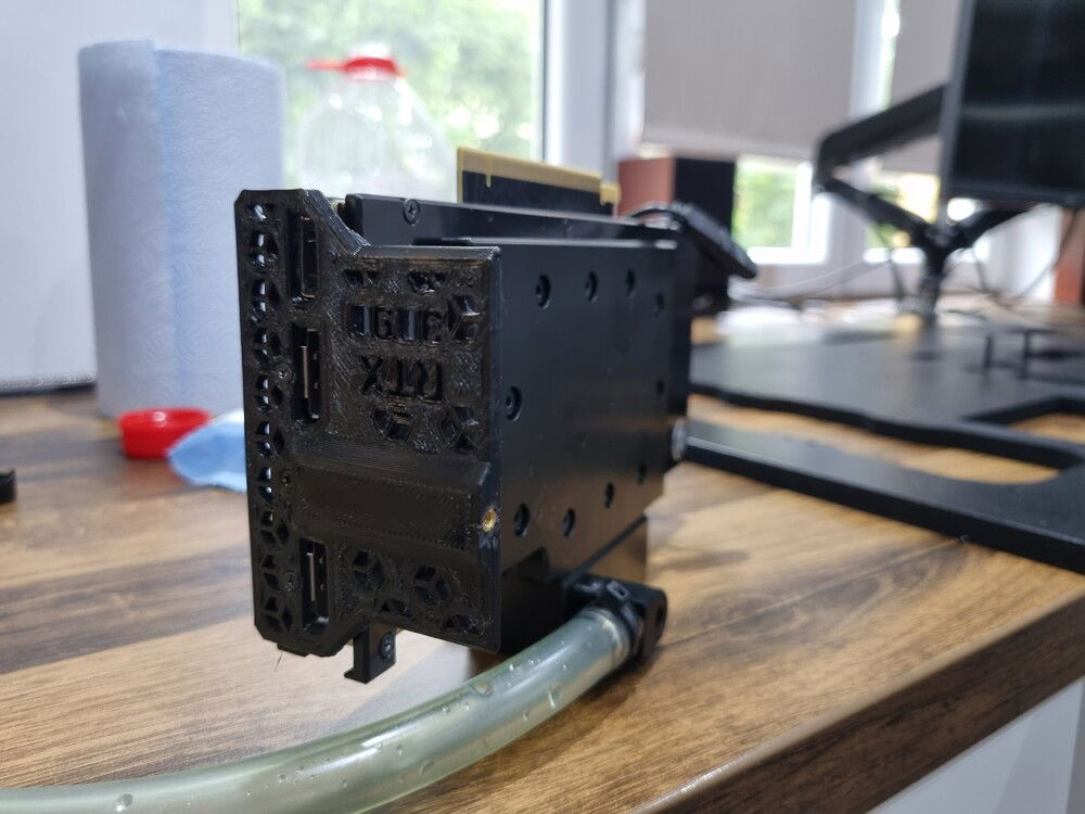 3D printed custom I/O shiled for 3090 with integrated screwhole to help hold it vertical