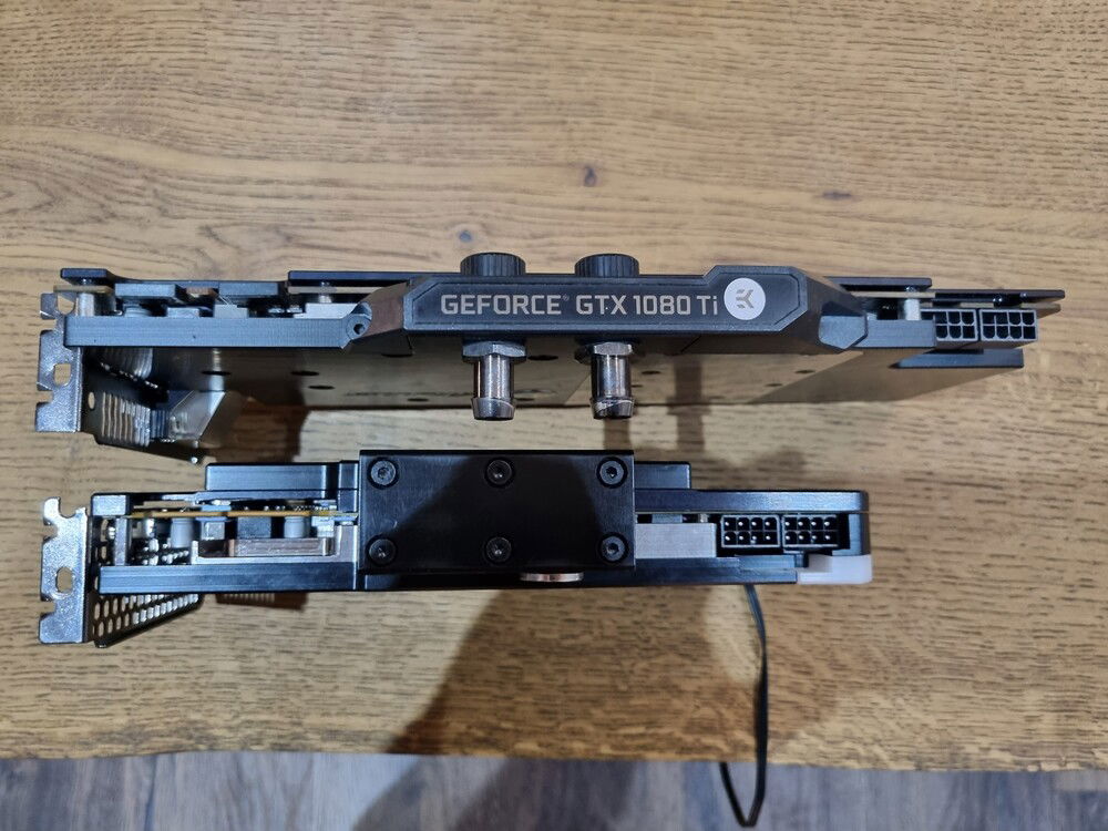 3090 with dual side cooler is thiccc and heavy, like really heavy