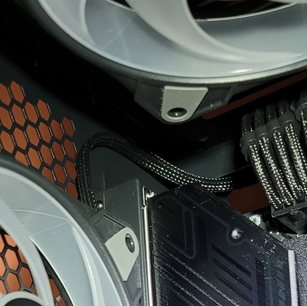 Custom lead - rear fan (build photo)