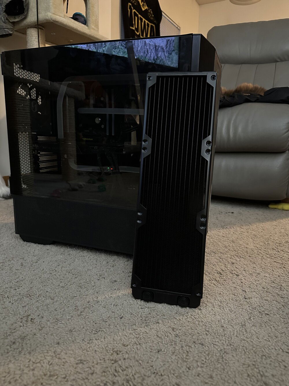 V1.5 Showing just how big the 420mm Rad is.