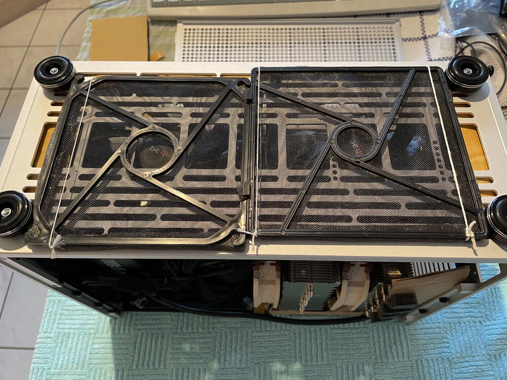 bottom-intake: prototype dust-filters