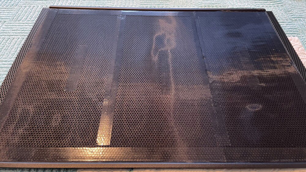 dustfilters on sidepanels, shiny shiny...