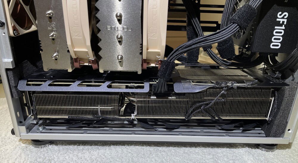 deshrouded 5080 in final look, some gpu-fan wires are sleeved. GPU-anti-sag is sturdy foam both sides.