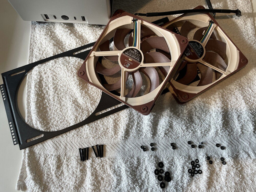 new fan-bracket, lets do it. work work