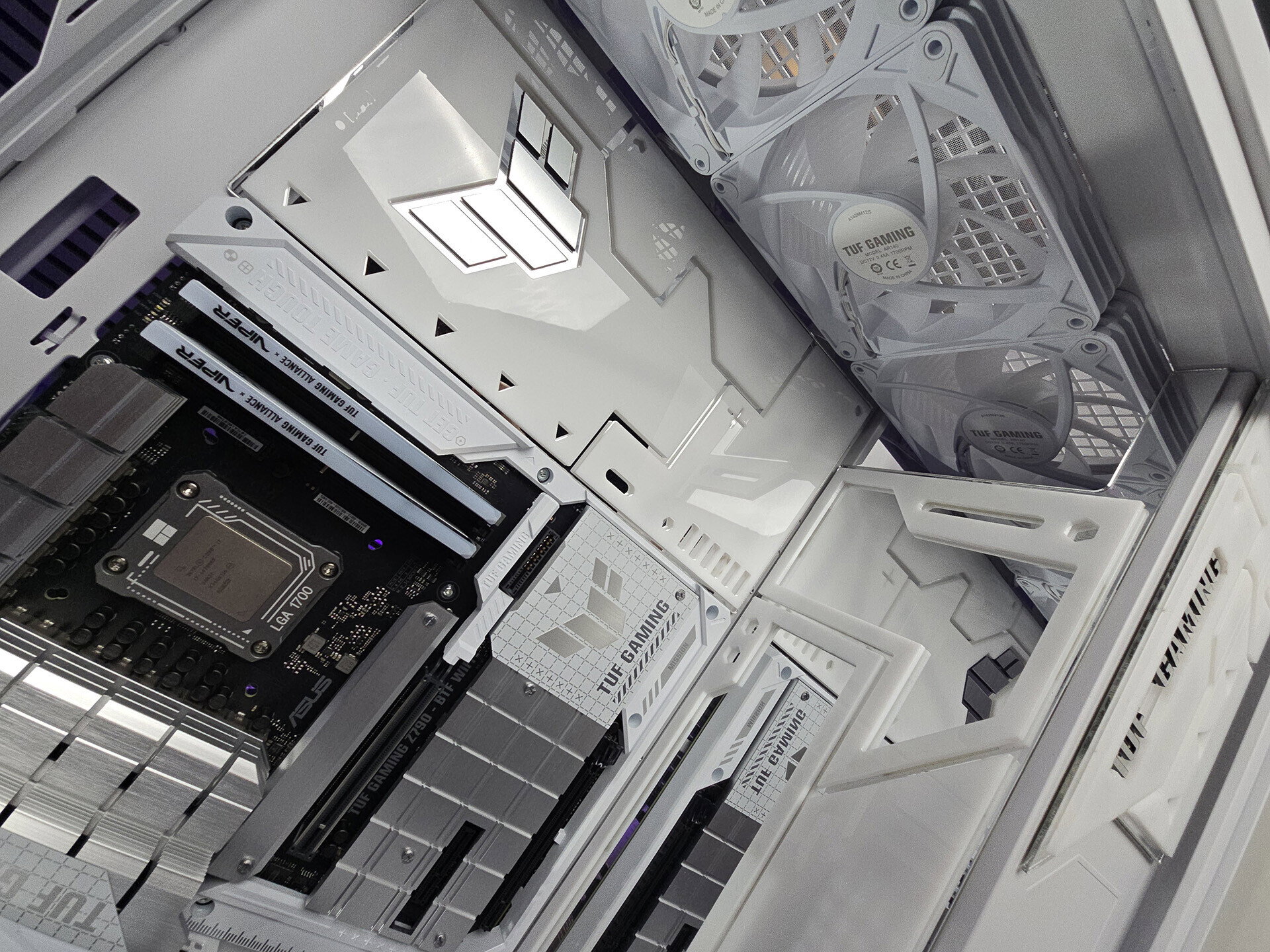 Sick Btf Computer Build Asus BTF custom build by neSSa » builds.gg