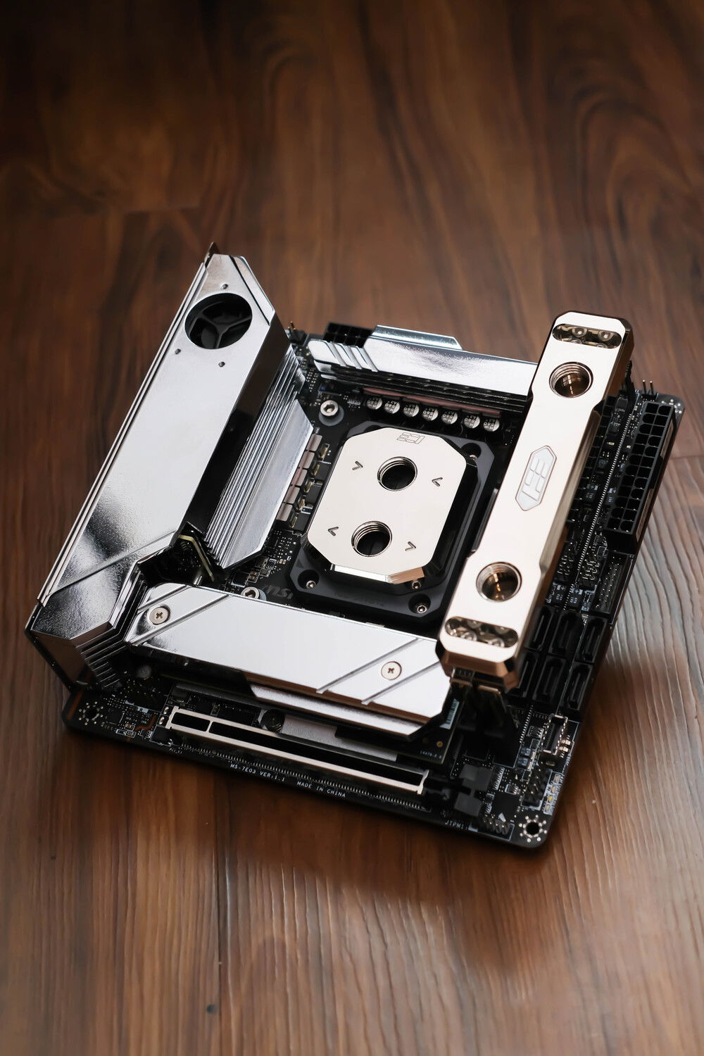 Chromed heatsinks of Z790i edge w/ iceman DD block and iceman ram block