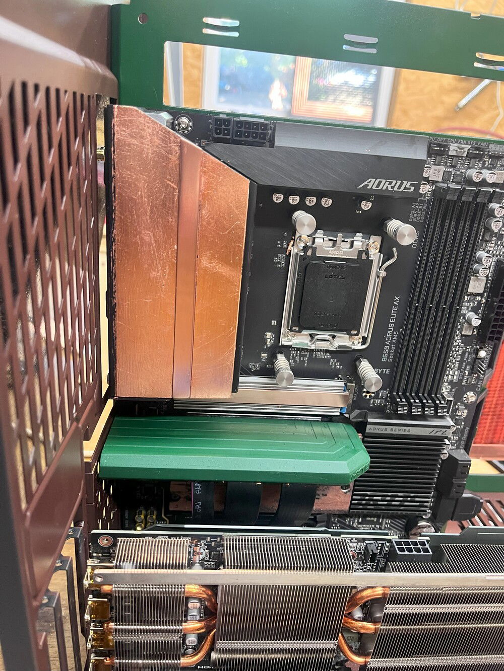 Back to the heat sinks and I made a copper cover and polished it then painted it with gloss clear,  did not trip my trigger, although I liked the look.  I rebuilt this multiple times before I got it close.