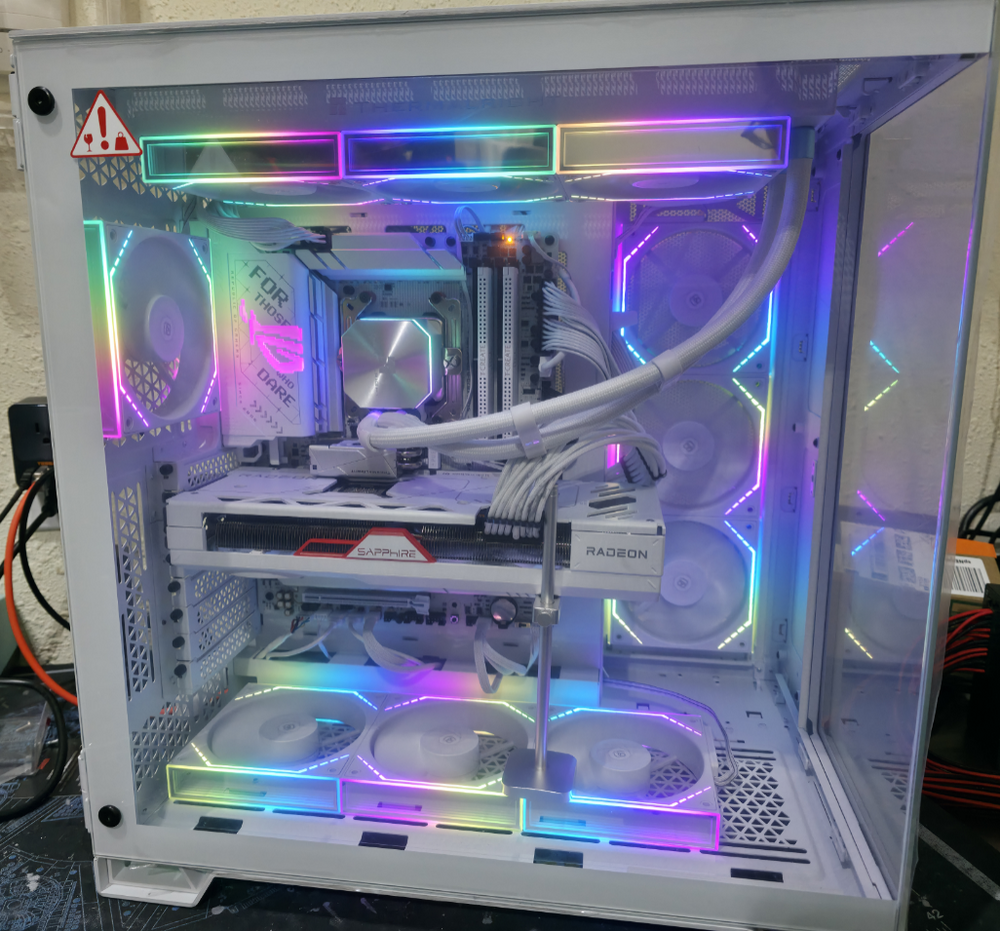 Powering on the RGB is vomit comet endusing but once in win I will fix.