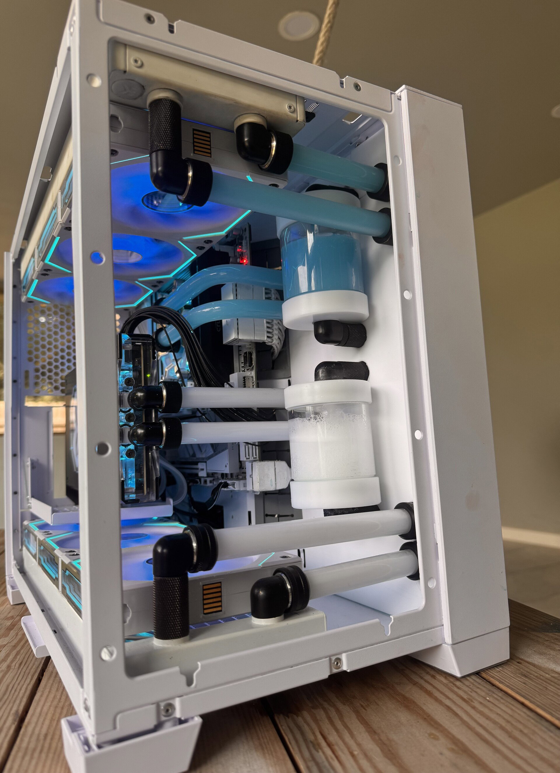 Mini Case Build Stuffed mini » builds.gg