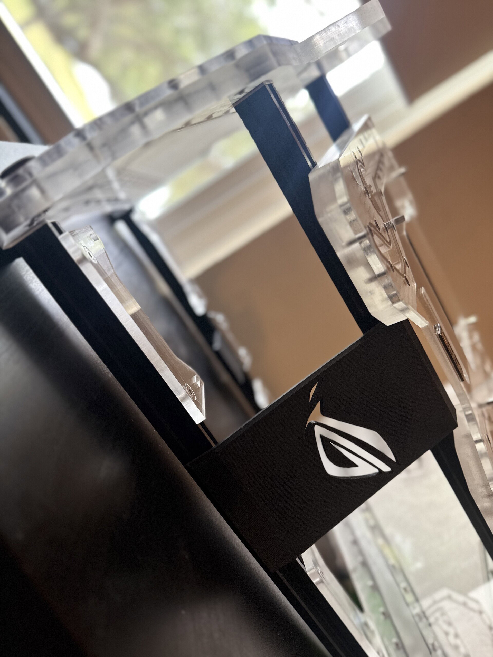 ROG Bench (itx) » builds.gg