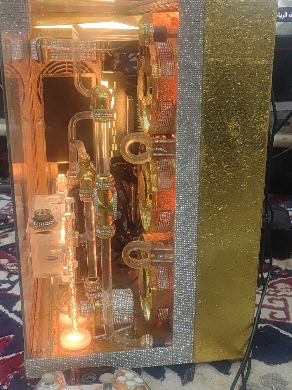 As for the circular rings, they are flexible hoses connected in series to link the radiators from the first stage to the second and then the third.