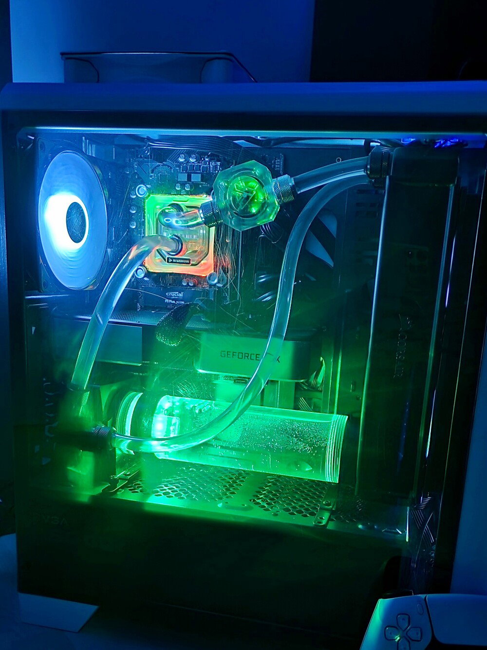 My first custom watercooling build using soft tubing, cooling the CPU only (2022)
