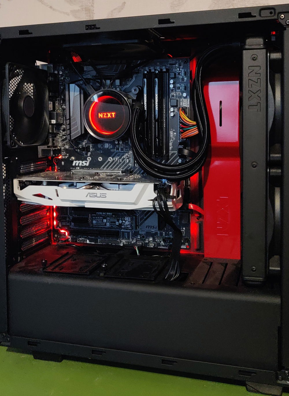 This is the inside of this build.