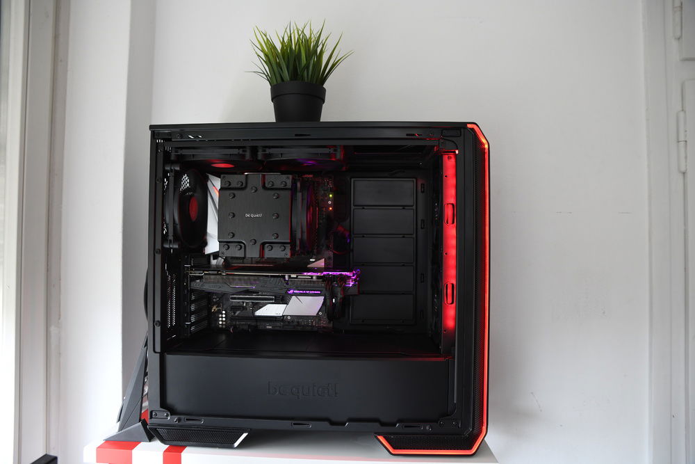 Pretty happy with the cablemanagement here for my first time